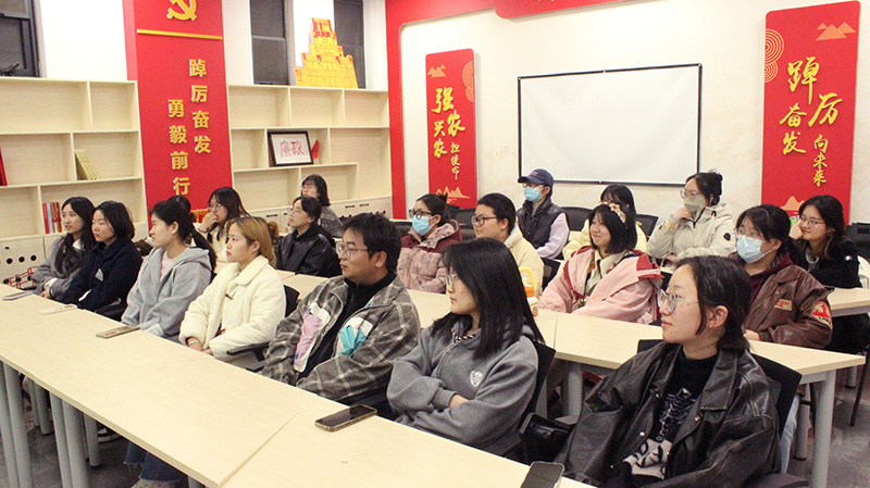 图1.课堂现场.jpg