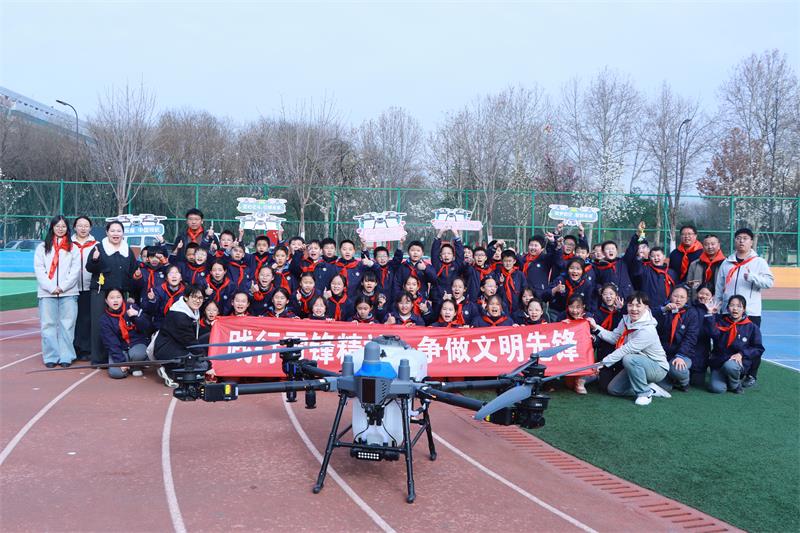 800活动合影.jpg