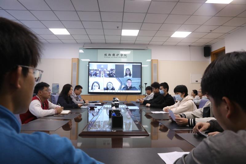 d99b258139bb480ba1a51f2a1d0f911d.jpg 公司召开赴四川利尔作物实习调研座谈会800.jpg