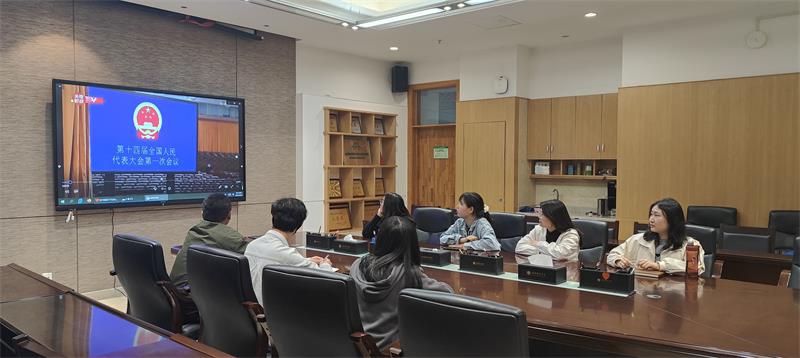 a190691f05b54fbfa5c1ce5a541d41fd.jpg 组织研究生会开展政治理论学习800.jpg